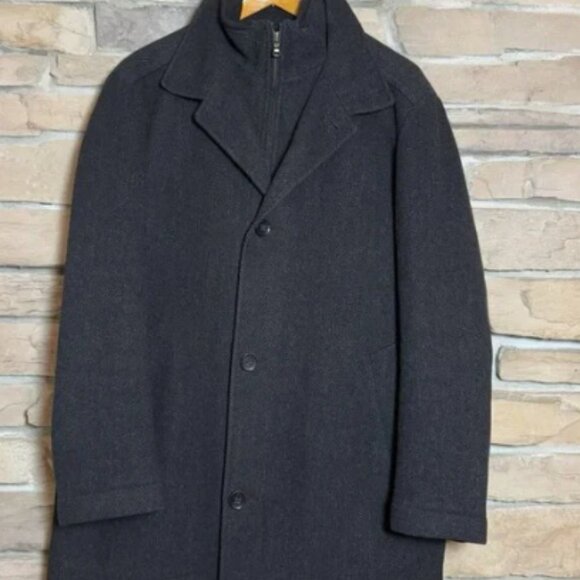Hugo Boss mens virgin wool herringbone overcoat jacket size 40R - Picture 1 of 8